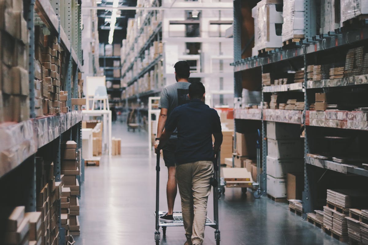 Retail and distribution environment